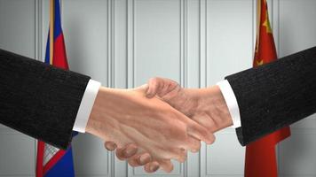 kambodscha und china beamten geschäftstreffen. Diplomatie-Deal. Handschlag des Partners foto