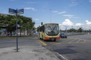 rio, brasilien - 03. januar 2023, beschilderung und identifikationsschild mit dem namen der straße foto