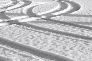 Spuren im Neuschnee foto