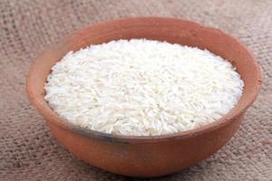 frischer roher Reis foto