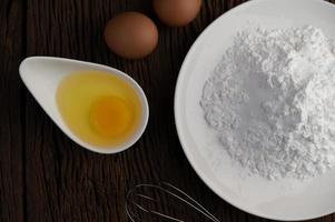 Zutaten für Eier und Tapiokamehl foto