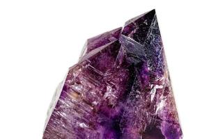 Makromineralstein Amethyst zusammen Rauchquarz, Rauchtopaz auf weißem Hintergrund foto