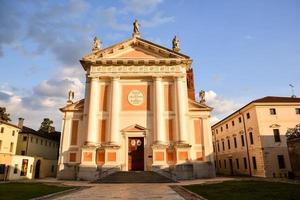 altes Kirchengebäude foto