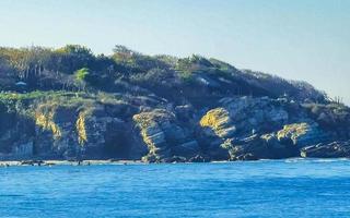 extrem riesiger großer surferwellenstrand la punta zicatela mexiko. foto