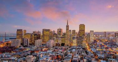 schöne Aussicht auf das Business Center in der Innenstadt von San Francisco? foto