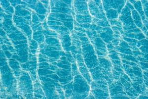 Nahaufnahme des blauen Schwimmbadbodens für Textur oder Hintergrund foto