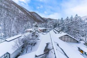 Starker Schneefall im Dorf Heike No Sato in der Präfektur Tochigi, Stadt Nikko, Japan foto