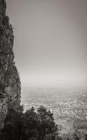 blick vom tafelberg-nationalpark kapstadt nach claremont. foto