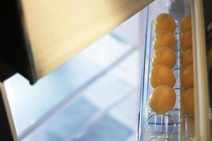 Eier im Kühlschrank foto