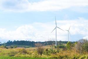 Windkraftanlagen auf dem Land foto