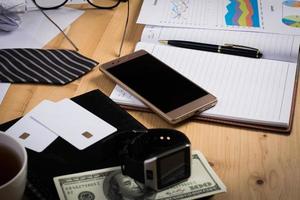 unordentlicher Business Desk foto