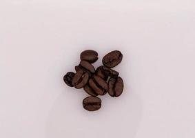 Hintergründe von Kaffee Bohnen auf ein Weiß Hintergrund, bereit zu Sein Boden zum das Kaffee Maschine oder Moka Topf foto