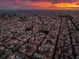 Barcelona Straße Antenne Aussicht mit schön Muster im Spanien. foto