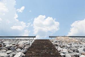 Treppe zur Straße foto