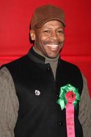 los angeles, nov 28 - kevin eubanks kommt bei der hollywood christmas parade 2010 am hollywood boulevard am 28. november 2010 in los angeles, ca foto