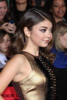 los angeles, nov 18 - sarah hyland bei der the hunger games - fangfeuer premiere im nokia theater am 18. november 2013 in los angeles, ca foto