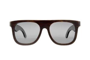 quadratische Sonnenbrille aus dunklem Holz foto