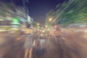 Menschen abstrakt Hintergrund verwischen Bewegung auf Gehen Straße im Chiang mai, thailand. foto