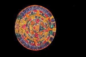 Maya Kalender auf schwarz Hintergrund foto