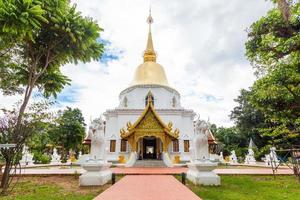 wat pha Dara bhi Rom Tempel gelegen im das Western Teil von das alt Stadt Center von Chiang Mai. foto