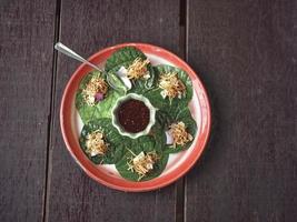 Bohnenkraut Blatt Wraps oder miang kham foto