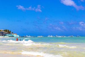 playa del carmen Quintana roo Mexiko 2021 tropisch Karibik Strand klar Türkis Wasser playa del carmen Mexiko. foto