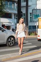 jung Frau Kreuze das Boulevard de la croisette foto