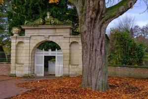 Schloss und Dorf von gem im Westfalen foto