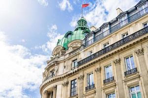 altes gebäude in paris, frankreich foto