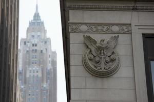 New York - USA - 11. Juni 2015 Wall Street voller Menschen foto