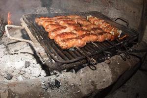 Asado Kochen im uralt Kamin foto