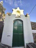 mittelalterliche gasse von sant ilario genua italien foto