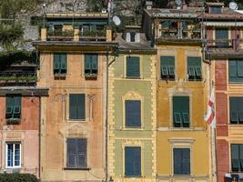 portofino malerisches dorf italien bunte gebäude foto