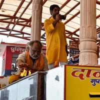 garh mukteshwar, oben, indien - 11. juni 2022 - ganga wie in garh mukteshwar zu sehen, der fluss ganga gilt als der heiligste fluss für hindu, blick auf garh ganga brij ghat ein berühmter religiöser ort für hindu foto