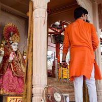 garh mukteshwar, oben, indien - 11. juni 2022 - ganga wie in garh mukteshwar zu sehen, der fluss ganga gilt als der heiligste fluss für hindu, blick auf garh ganga brij ghat ein berühmter religiöser ort für hindu foto