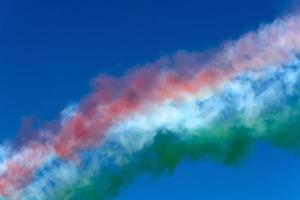Frecce dreifarbig Italien akrobatisch Flug Mannschaft Italienisch Flagge rot Weiß und Grün Rauch foto
