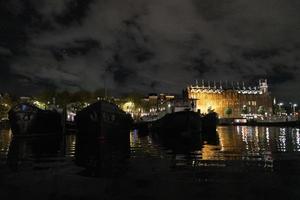 Amsterdam Kanäle Kreuzfahrt beim Nacht foto