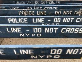 Die Polizeilinie überquert in New York keine Nypd-Barrieren foto