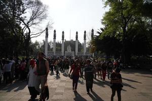 Mexiko-Stadt, 3. Februar 2019 - Stadtpark Chapultepec am Sonntag voller Menschen foto