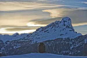 Dolomiten riesige Panoramablick in der Winterschneezeit foto