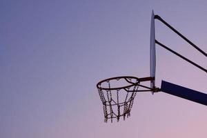 Straßenbasketballkorb, Stadt Bilbao, Spanien foto