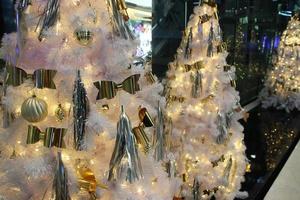 Weiß Schnee Weihnachten Baum Dekoration Hintergrund foto