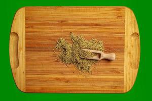trocken organisch Hintergrund oder Textur von Rosmarin Blätter. gesund Essen Konzept. foto