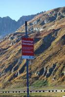 Wandern in den Schweizer Alpen foto