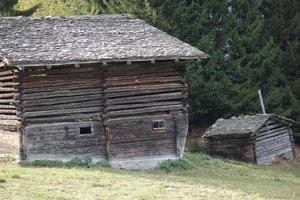 Wandern in den Schweizer Alpen foto