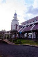 Außen von beim Zinn Moschee, Masjid beim Zinn Jakarta, Indonesien foto