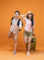 jung asiatisch Paar Reise Konzept Hintergrund foto