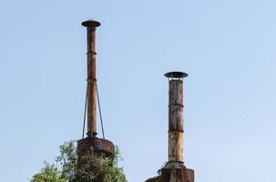 Belüftung Kamin beim verlassen industriell Fabrik foto