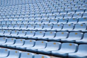 Nahaufnahme Detail der blauen Stadionsitze foto