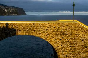 2022 08 24 Madeira Brücke beim Sonnenuntergang foto